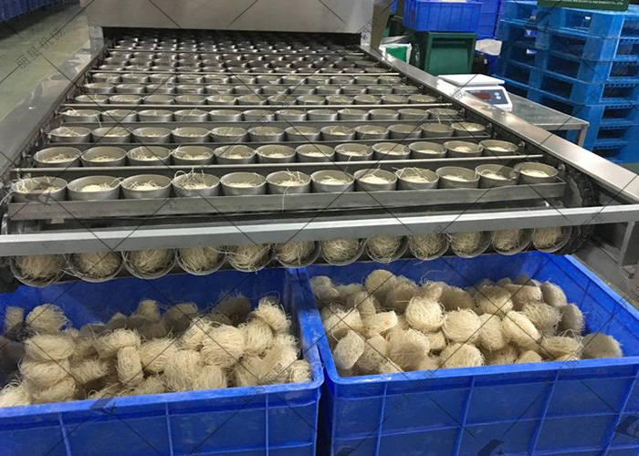 酸辣粉加工廠前期投入資金需要多少？麗星來分析